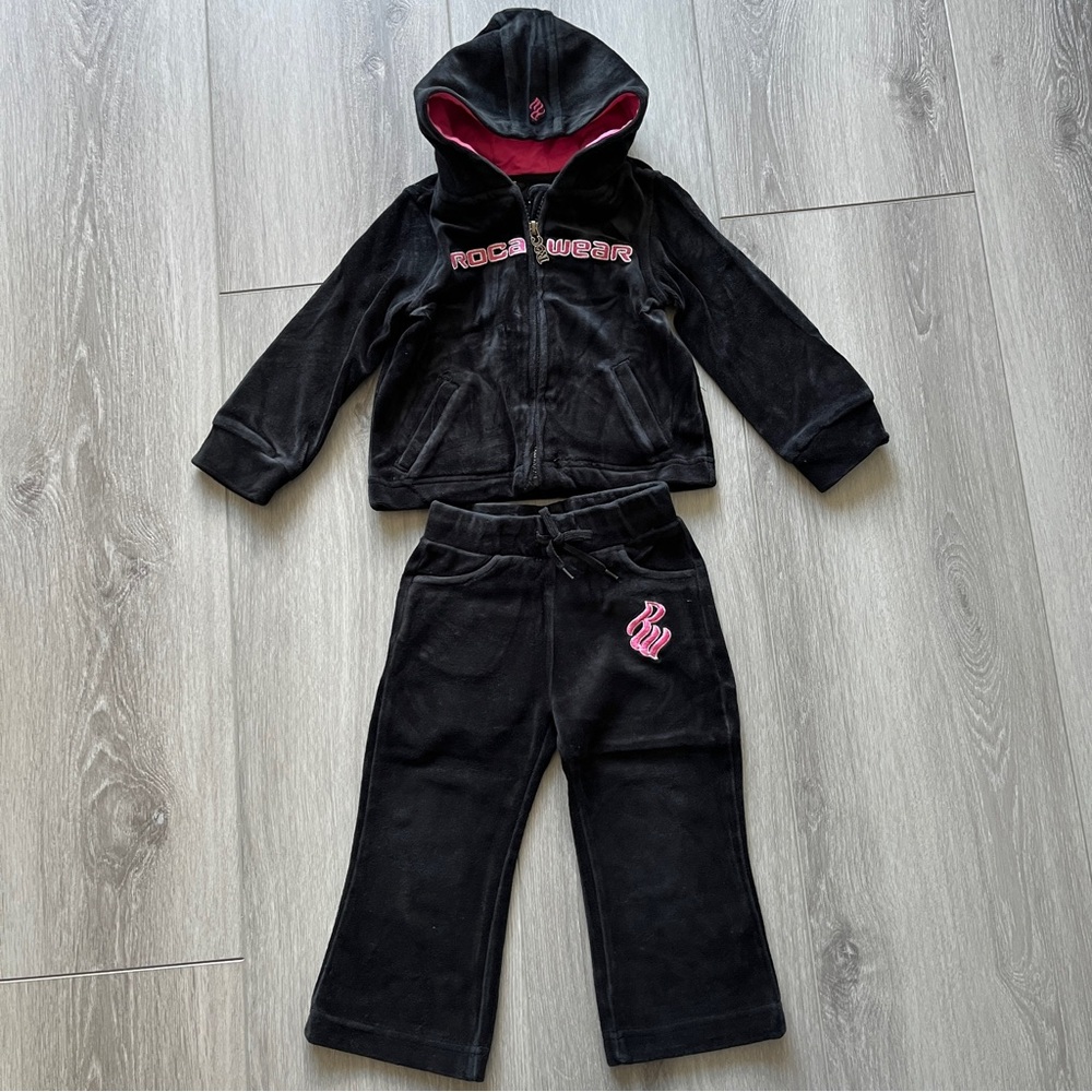 Black velour tracksuit by Rocawear, size 24M
